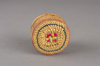 Makah%20artist%2C%20%3Cb%3E%3Ci%3E%20Basket%3C%2Fi%3E%3C%2Fb%3E%2C%201920%2F1940%2C%20sweet%20grass%2C%20cedar%20bark%2C%20beargrass%20and%20aniline%20dyes%2C%20Gift%20of%20Priscilla%20Hagan%2C%20no%20known%20copyright%20restrictions%2C%201998.23.21A%2CB